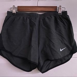 nike running shorts small